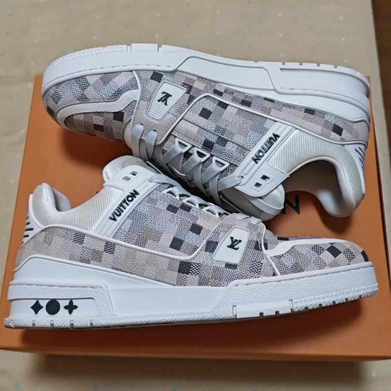 Louis Vuitton LV Trainer Year of Snake Limited - dmc Size US 8 / EU 41 - 3 Thumbnail