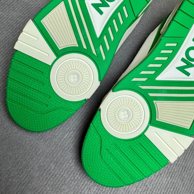 Louis Vuitton Louis Vuitton LV Trainer White Green - dmc Size US 10.5 / EU 43-44 - 7 Thumbnail