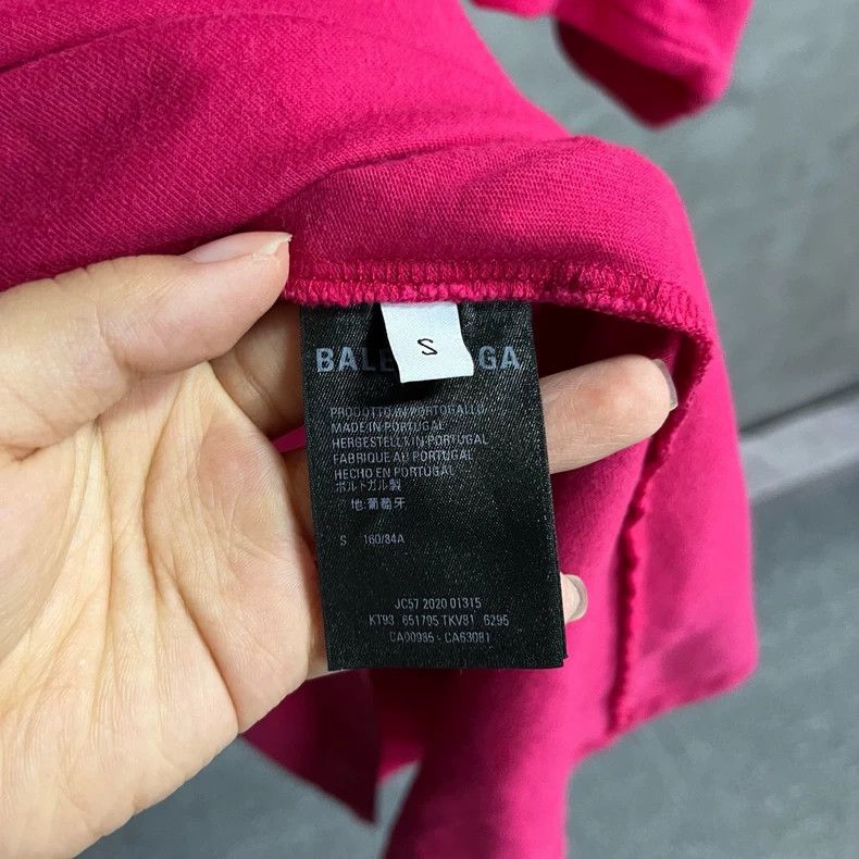 Balenciaga Balenciaga Red Letter Print Short Sleeve T-shirt - dmc Size US S / EU 44-46 / 1 - 3 Thumbnail