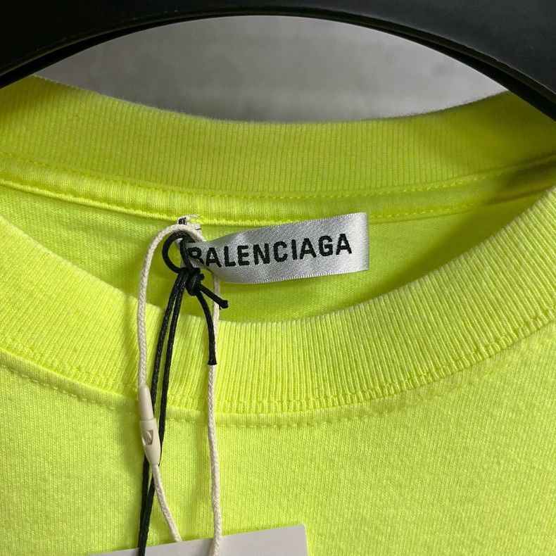 Balenciaga Balenciaga Neon Yellow Logo Short Sleeve T-shirt - dmc Size US S / EU 44-46 / 1 - 5 Thumbnail
