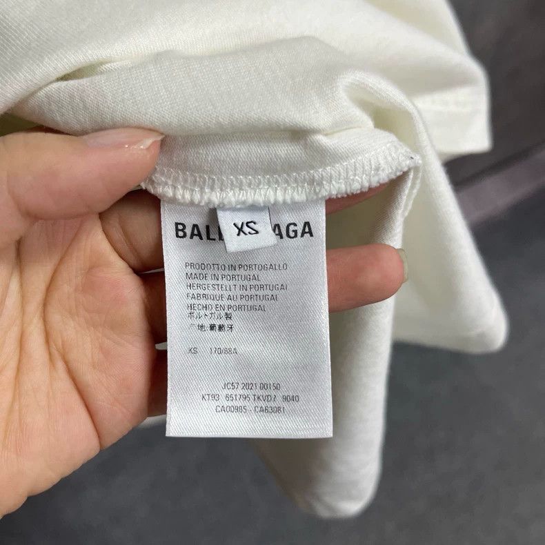 Balenciaga Balenciaga NASA Print Short Sleeve T-shirt - dmc Size US XS / EU 42 / 0 - 3 Thumbnail