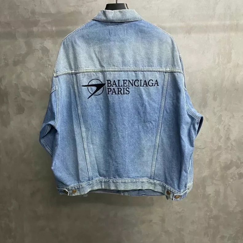 Balenciaga Balenciaga Blue Logo Embroidered Denim Jacket - dmc Size US XS / EU 42 / 0 - 2 Thumbnail