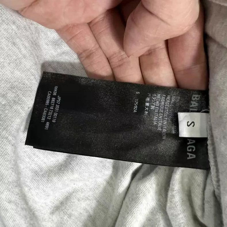 Balenciaga Balenciaga FW21 Logo Distressed Hooded Sweater - dmc Size US S / EU 44-46 / 1 - 6 Thumbnail