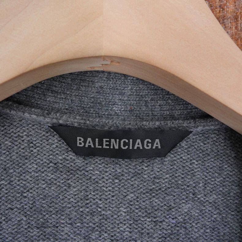 Balenciaga Balenciaga Cashmere Logo Print Cardigan - dmc Size US M / EU 48-50 / 2 - 4 Thumbnail