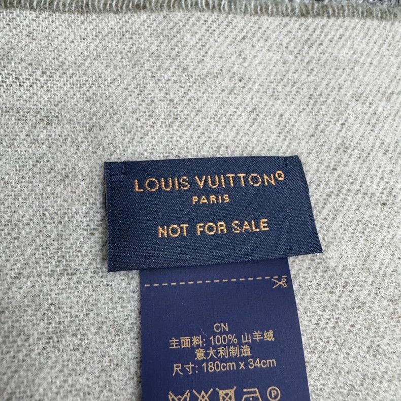 Louis Vuitton Louis Vuitton Fringe Embroidered Wool Scarf - dmc Size ONE SIZE - 4 Thumbnail