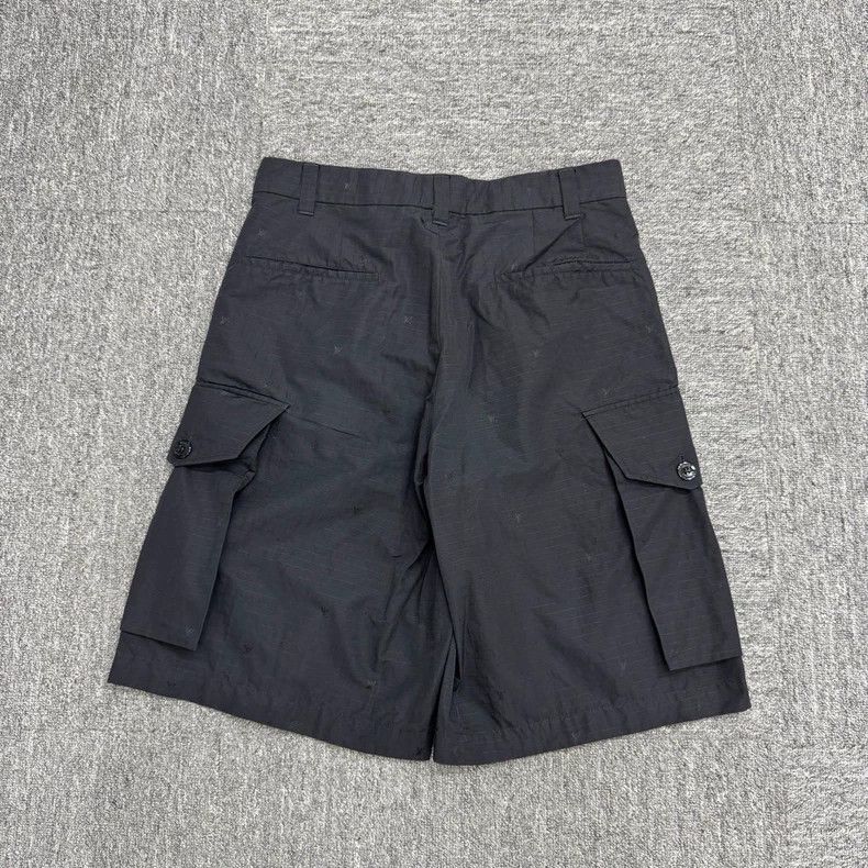 Louis Vuitton Louis Vuitton Monogram Cargo Shorts - dmc Size US 31 - 5 Thumbnail