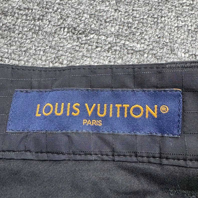 Louis Vuitton Louis Vuitton Monogram Cargo Shorts - dmc Size US 31 - 2 Thumbnail