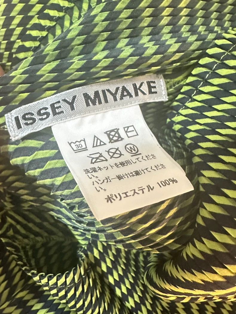 Issey Miyake ISSEY MIYAKE Pleated Pattern Top - dmc Size US M / EU 48-50 / 2 - 3 Thumbnail