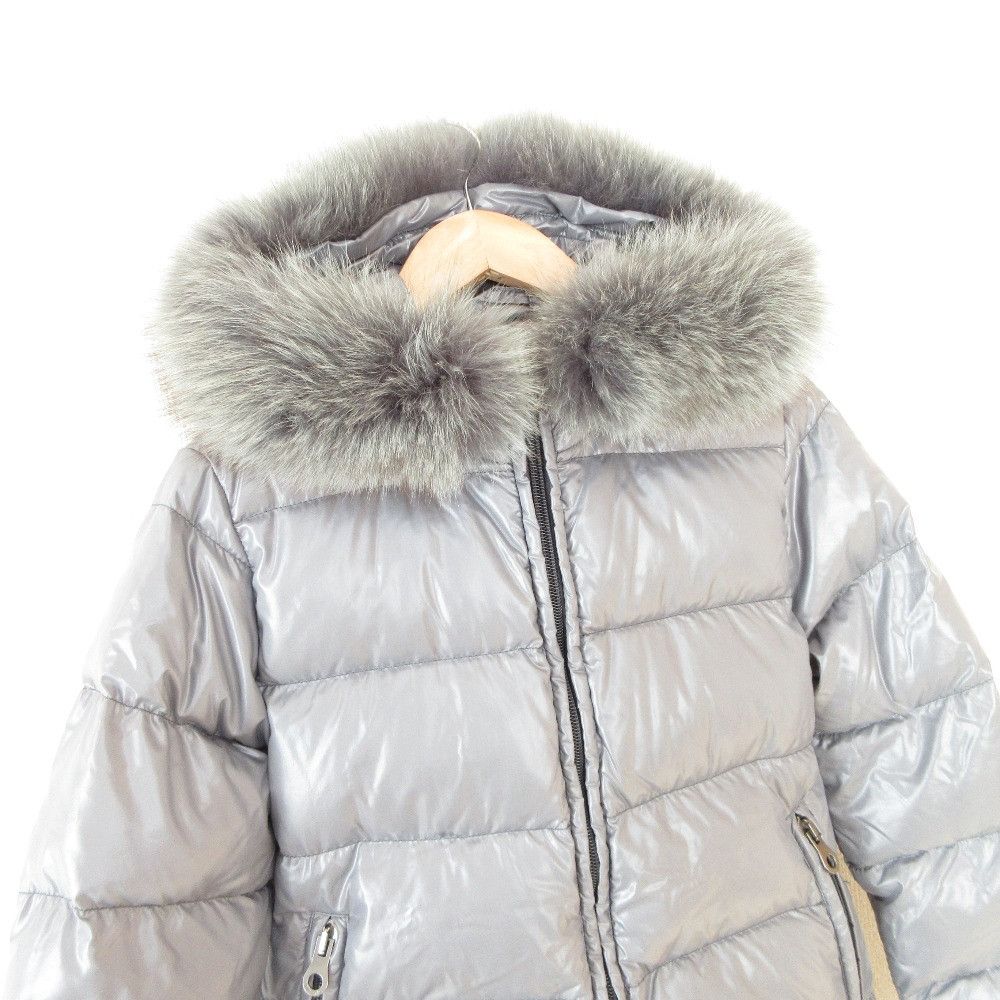 新品タグ付き！DUVETICA PELLICCIA TINTA DYED FUR LUXE JENNY HOODED FAUX FUR TRENCH IN WHITE – AKIRA