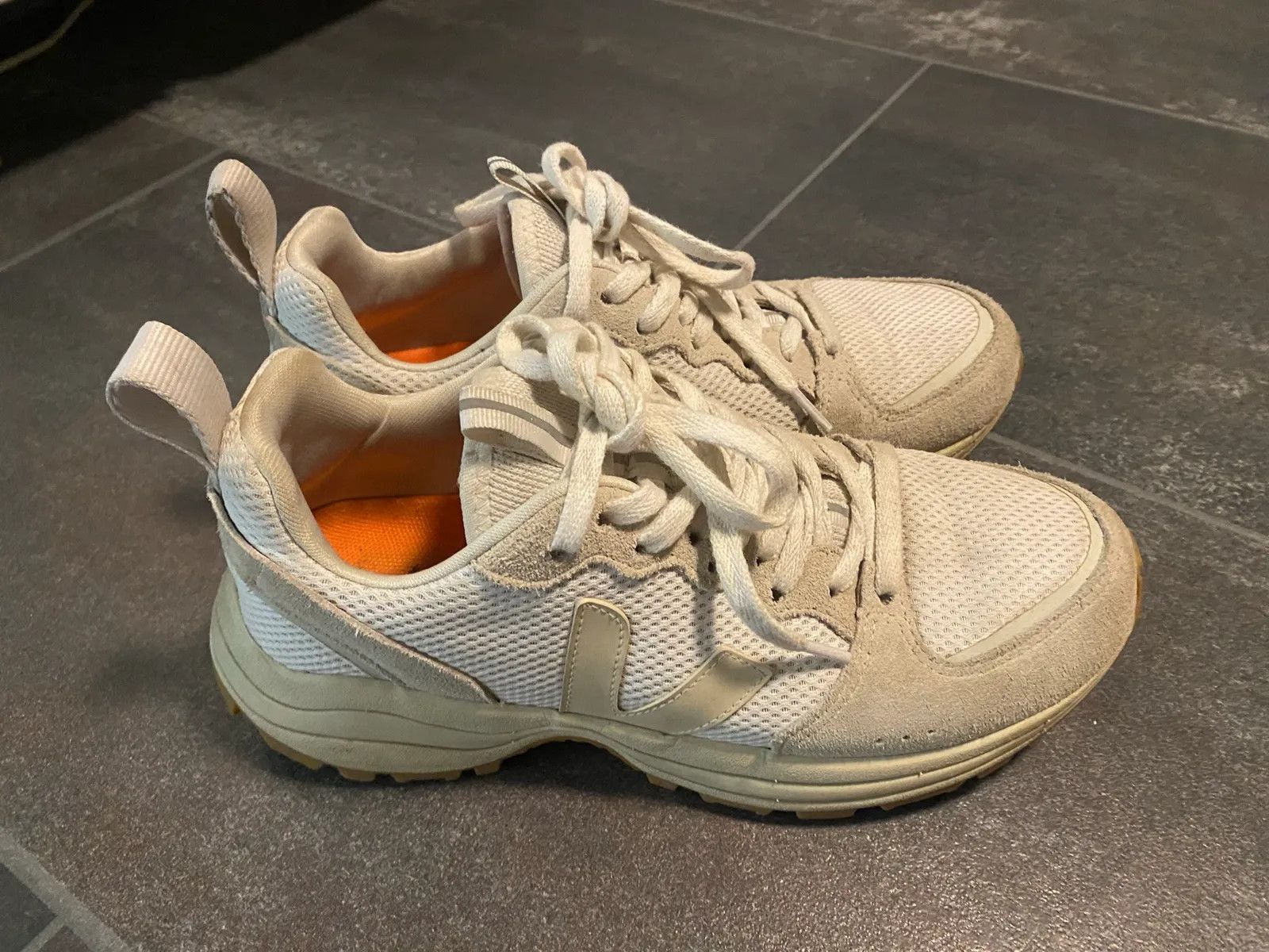 Veja Veja Sneakers Size US 10 / IT 40 - 2 Thumbnail
