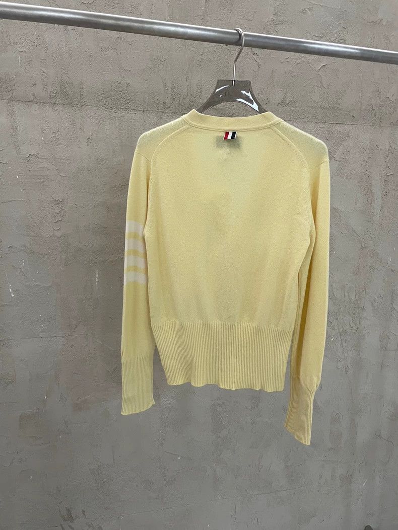 Thom Browne Thom Browne Yellow Cashmere Cardigan- dmc Size US XS / EU 42 / 0 - 2 Thumbnail