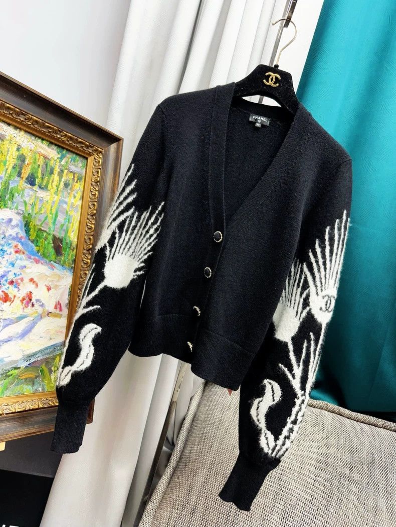 Chanel Chanel Castle Series Wing Cardigan- dmc Size US M / EU 48-50 / 2 - 8 Thumbnail