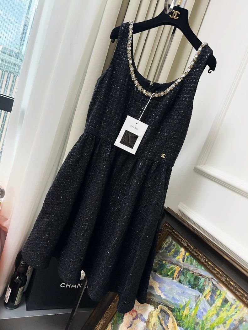 Chanel Chanel 23S Crystal Button Evening Dress Set- dmc Size US 38 / EU 54 - 3 Thumbnail