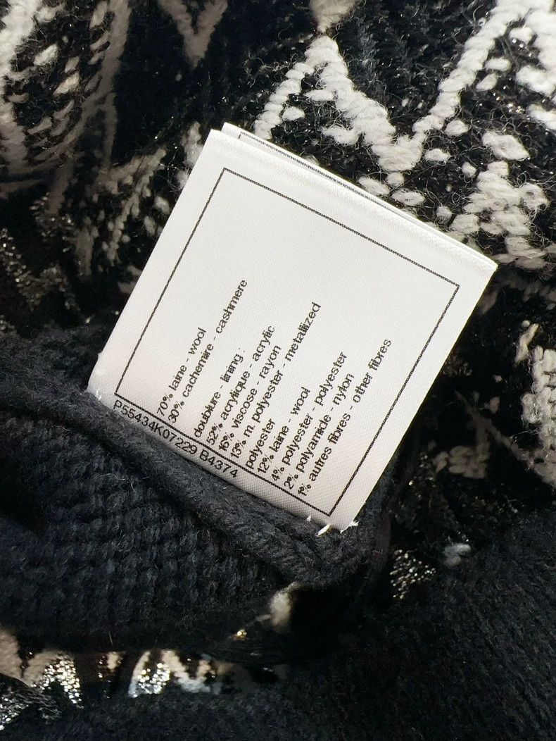 Chanel Chanel Black Chevron Knit Long Coat- dmc Size US M / EU 48-50 / 2 - 8 Thumbnail