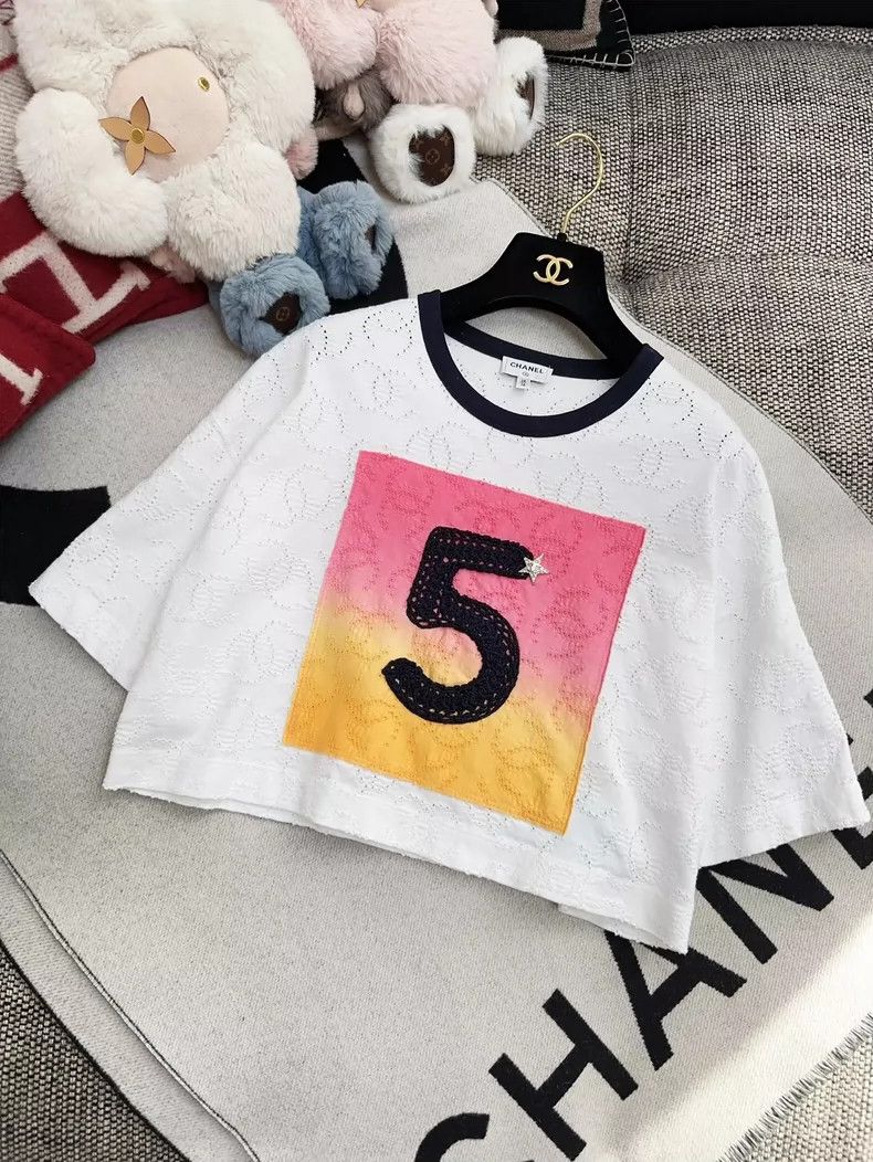 Chanel Chanel 24C White Logo Gradient Number 5 T-shirt- dmc Size US M / EU 48-50 / 2 - 3 Thumbnail