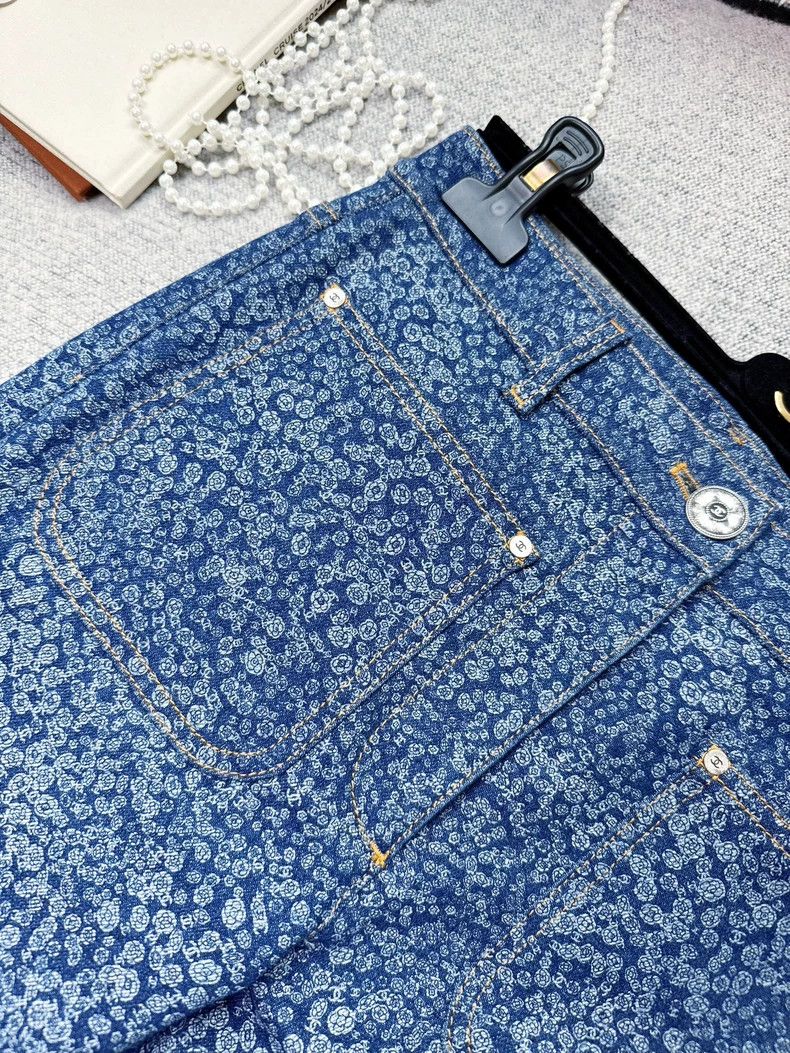 Chanel Chanel Denim Jeans with Camellia Logo- dmc Size US 36 / EU 52 - 6 Thumbnail