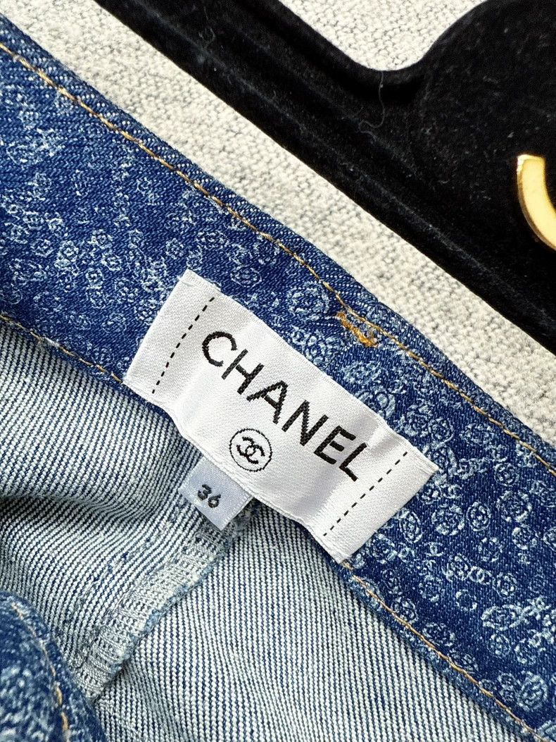 Chanel Chanel Denim Jeans with Camellia Logo- dmc Size US 36 / EU 52 - 3 Thumbnail