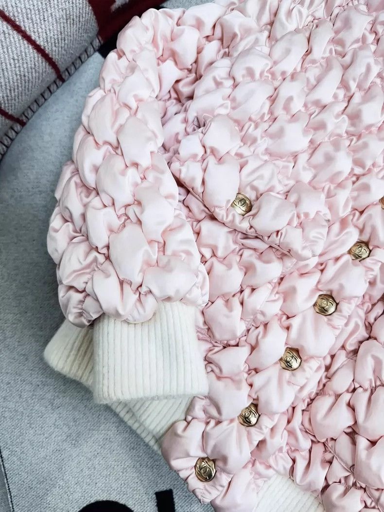 Chanel Chanel Pink Quilted Down Jacket- dmc Size US M / EU 48-50 / 2 - 3 Thumbnail