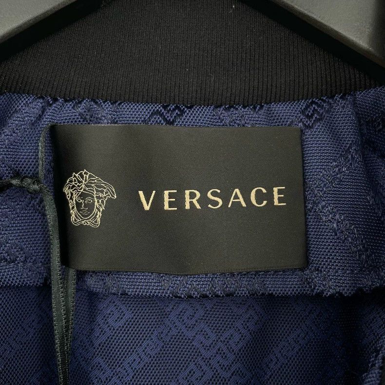 Versace Versace All-Over Print Embossed Panel Jacket- dmc Size US L / EU 52-54 / 3 - 5 Thumbnail
