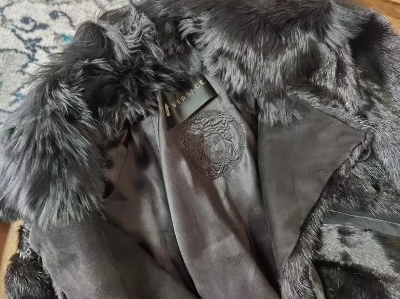 Versace Versace Mink Fur Cloak Cape- dmc Size US M / EU 48-50 / 2 - 5 Thumbnail