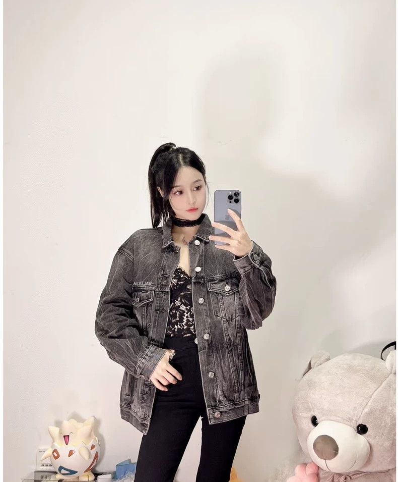 Balenciaga Balenciaga Washed Distressed Denim Jacket- dmc Size US M / EU 48-50 / 2 - 7 Thumbnail
