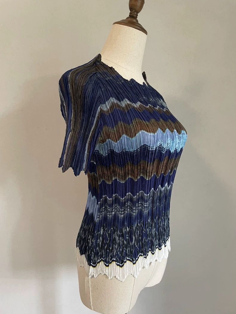 Issey Miyake Issey Miyake Pleated Short Sleeve Top- dmc Size US M / EU 48-50 / 2 - 4 Thumbnail