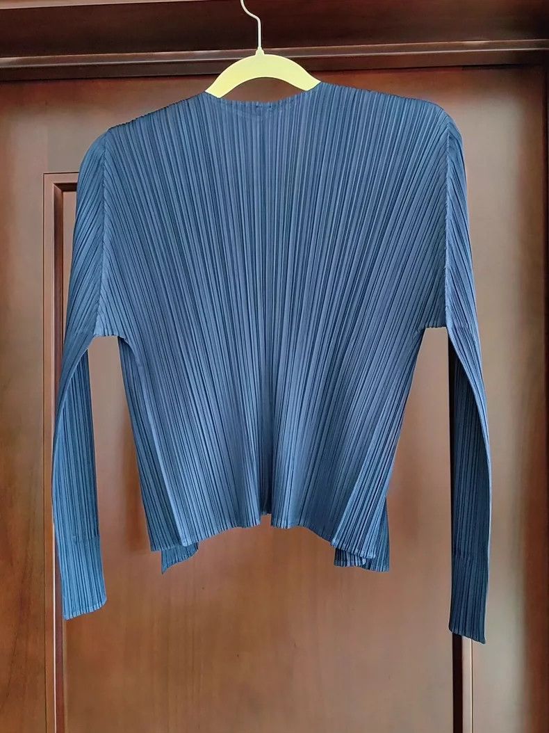 Issey Miyake Issey Miyake Pleated Long Sleeve Cardigan- dmc Size US M / EU 48-50 / 2 - 2 Thumbnail