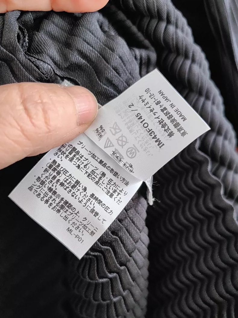 Issey Miyake Issey Miyake V-Neck Button Cardigan Coat- dmc Size US M / EU 48-50 / 2 - 6 Thumbnail