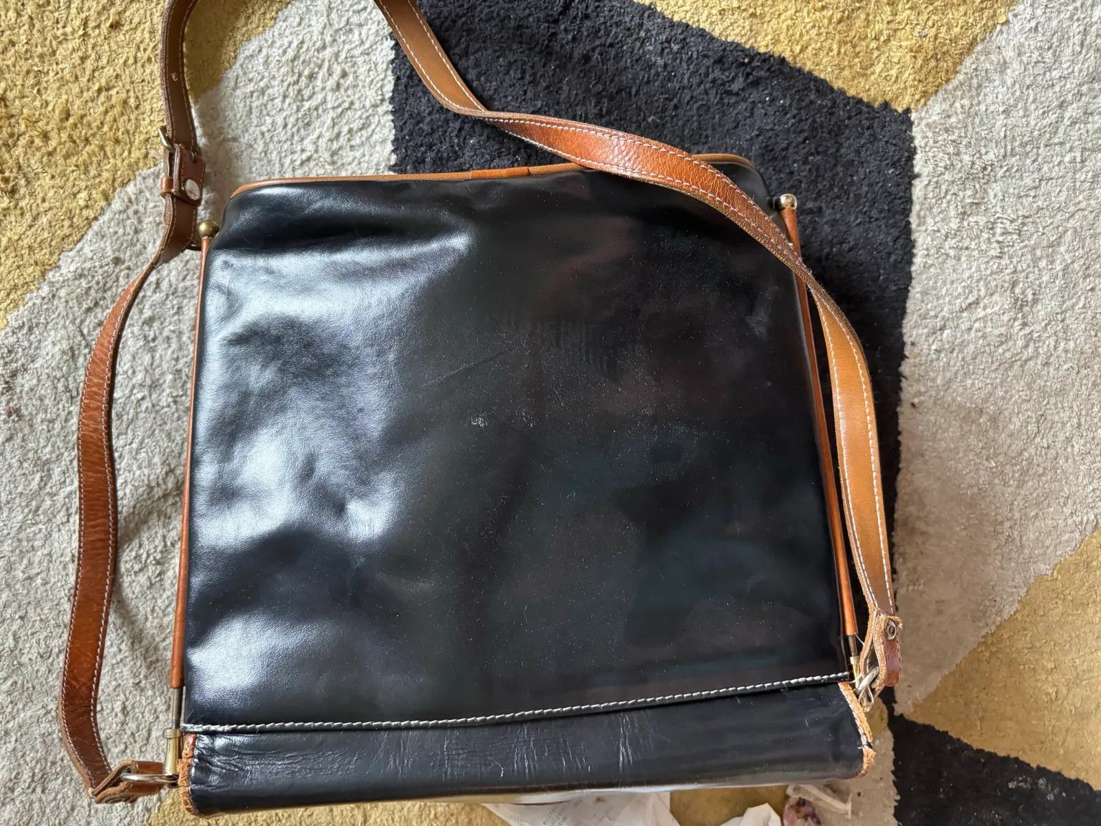 Yves Saint Laurent Yves Saint Laurent Crossbody Bag Size ONE SIZE - 4 Thumbnail