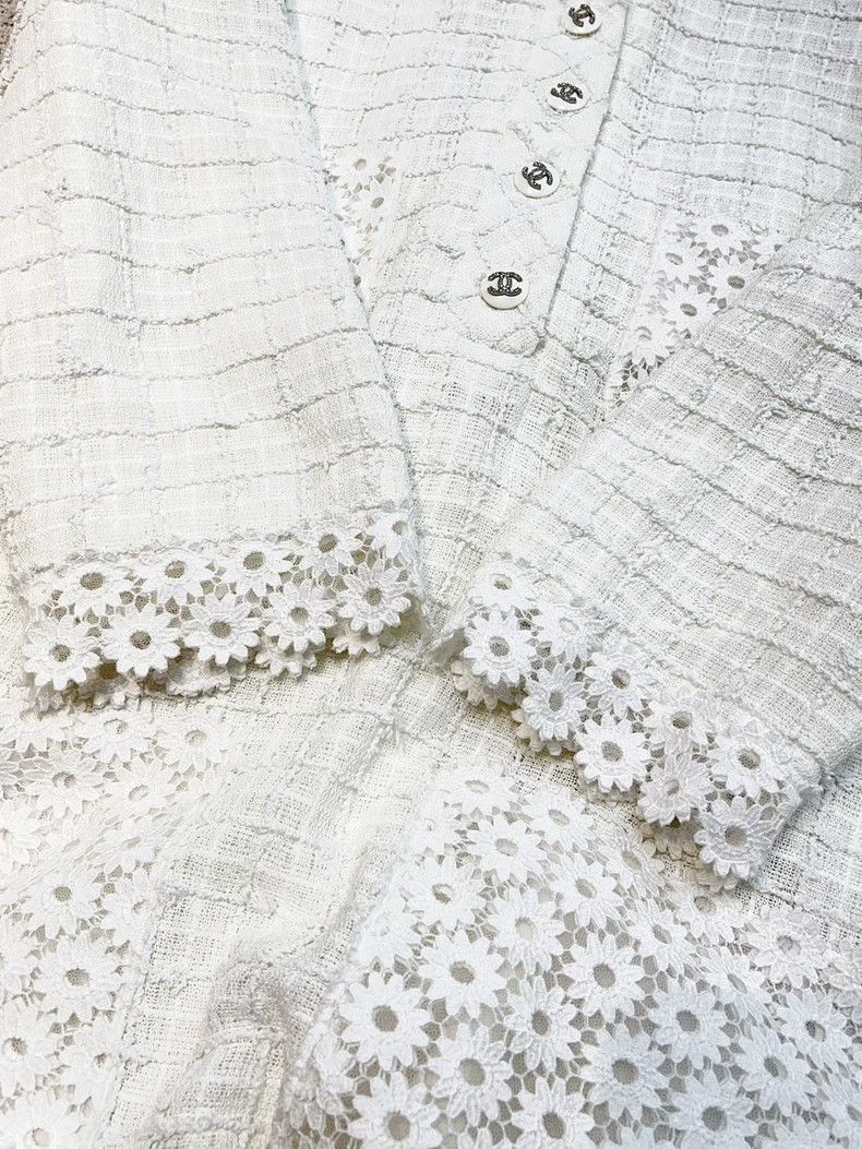 Chanel Chanel 21C White Lace Long Sleeve Dress- dmc Size US M / EU 48-50 / 2 - 5 Thumbnail