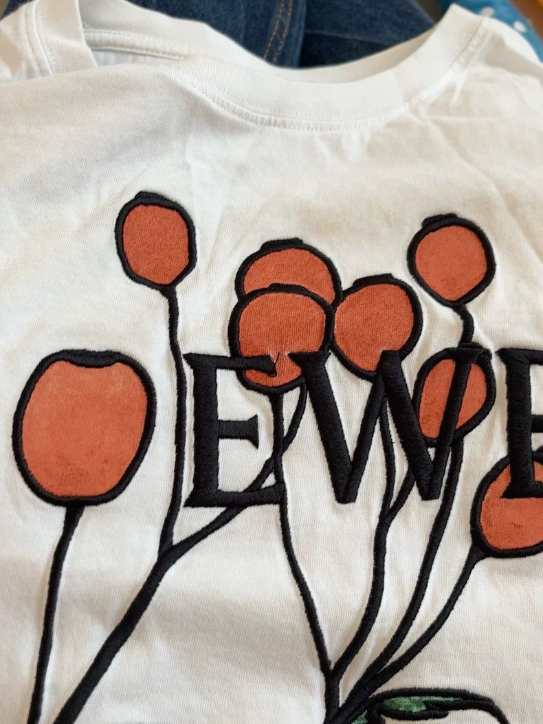 Loewe Loewe Men's White Short Sleeve T-Shirt- dmc Size US M / EU 48-50 / 2 - 5 Thumbnail