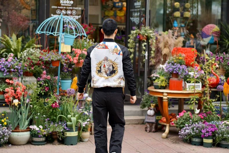 Versace Versace Men's Printed Jacket 2018ss- dmc Size US M / EU 48-50 / 2 - 2 Thumbnail