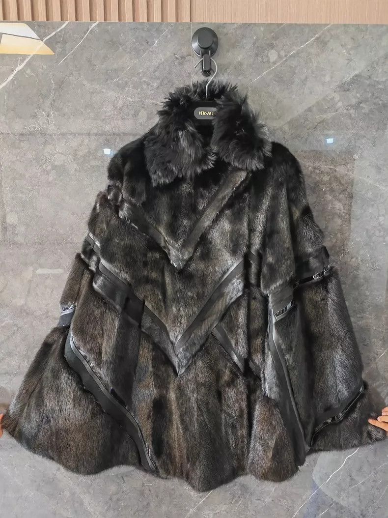 Versace Versace Mink Fur Cloak- dmc Size US M / EU 48-50 / 2 - 2 Thumbnail