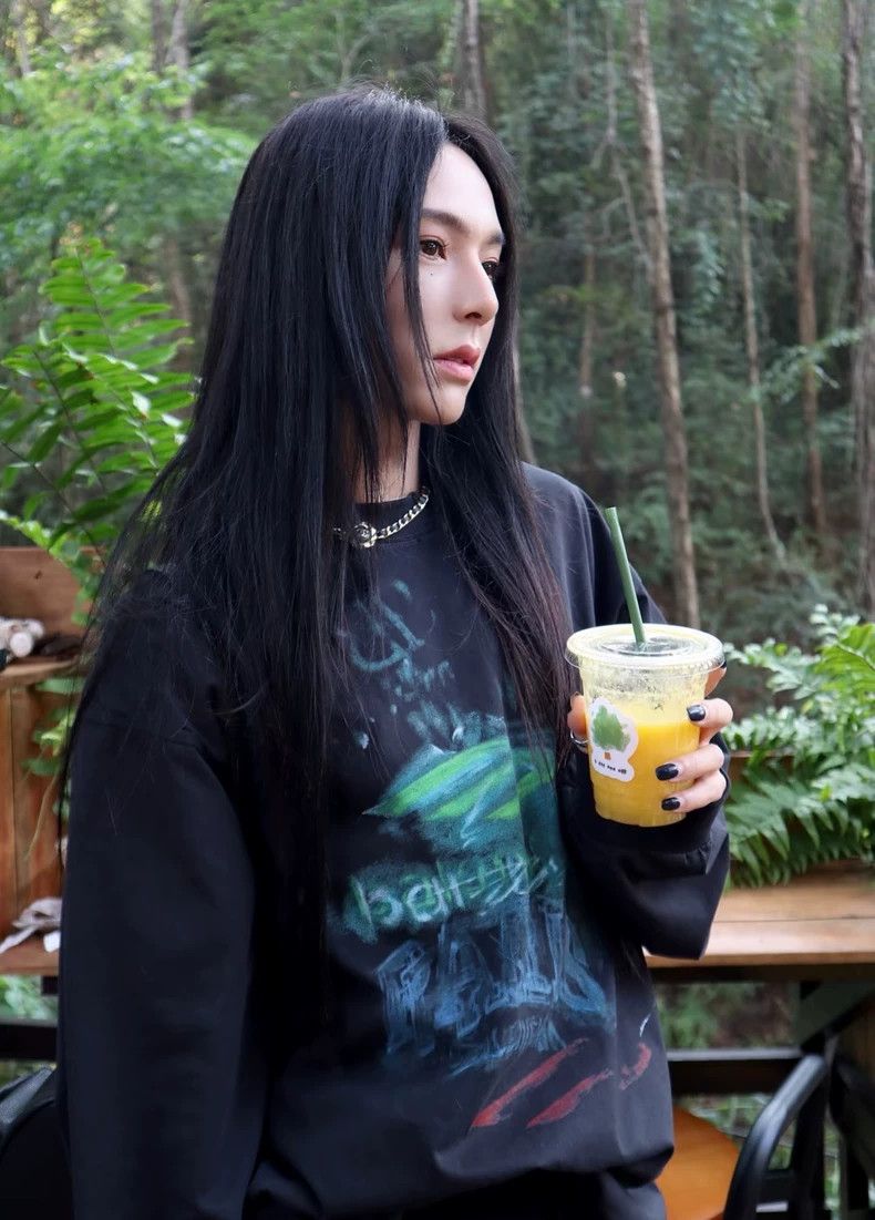 Balenciaga Balenciaga Black Long Sleeve Graffiti Top- dmc Size US M / EU 48-50 / 2 - 5 Thumbnail