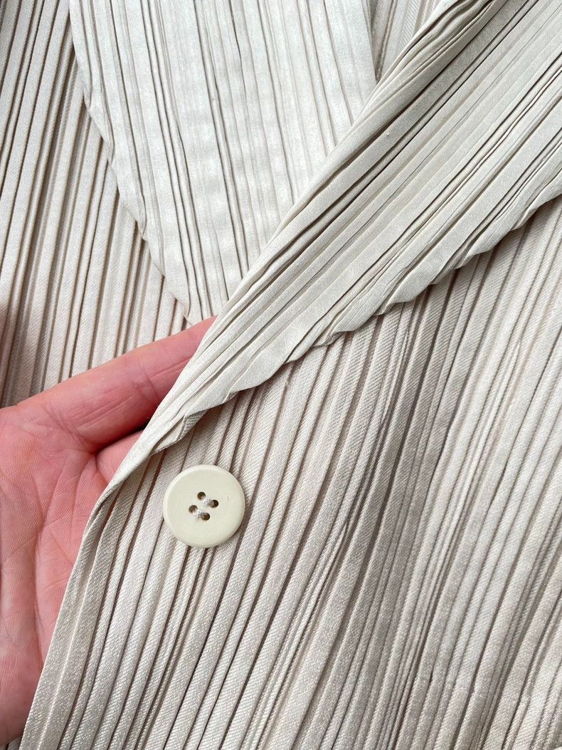 Issey Miyake Issey Miyake Fete Beige Coat- dmc Size US M / EU 48-50 / 2 - 5 Thumbnail