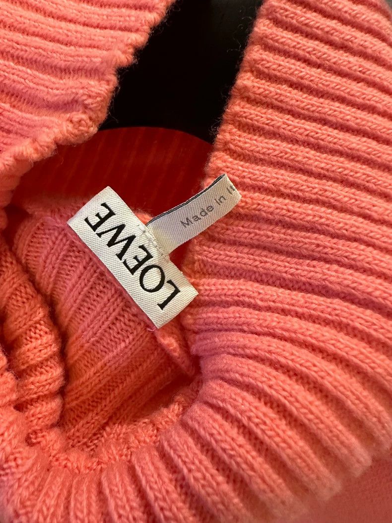 Loewe Loewe Coral Pink Logo Embroidered Turtleneck Sweater- dmc Size US M / EU 48-50 / 2 - 7 Thumbnail