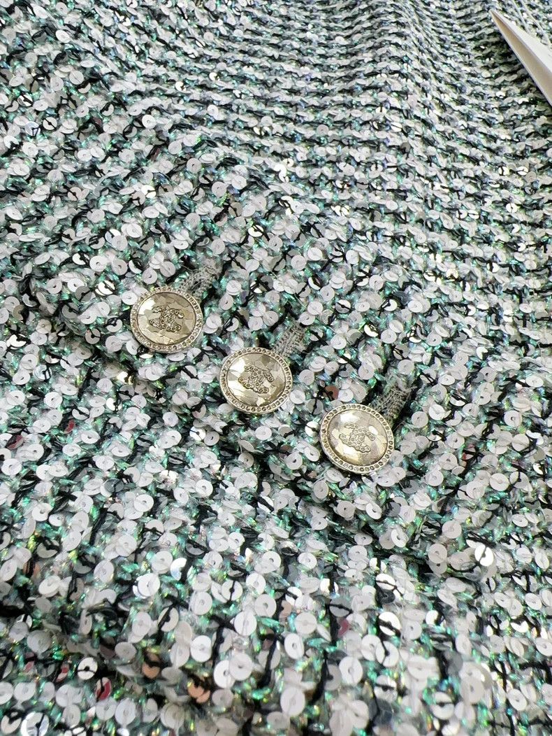 Chanel Chanel 23P Green White Sequin Embroidery Coat- dmc Size US L / EU 52-54 / 3 - 3 Thumbnail