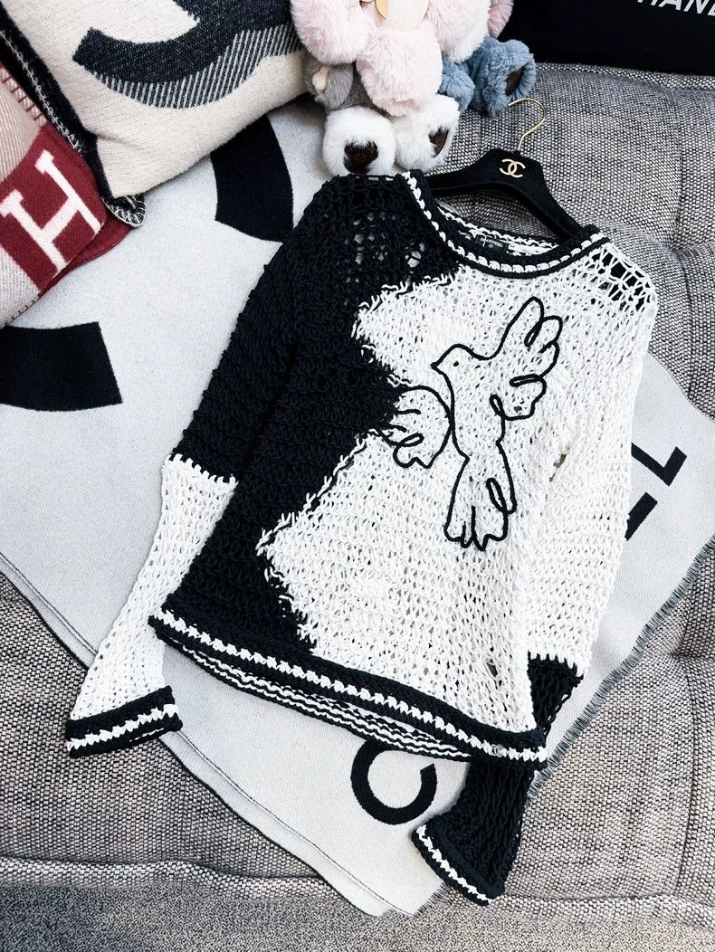 Chanel CHANEL 22C Peace Dove Knit Sweater- dmc Size US M / EU 48-50 / 2 - 3 Thumbnail