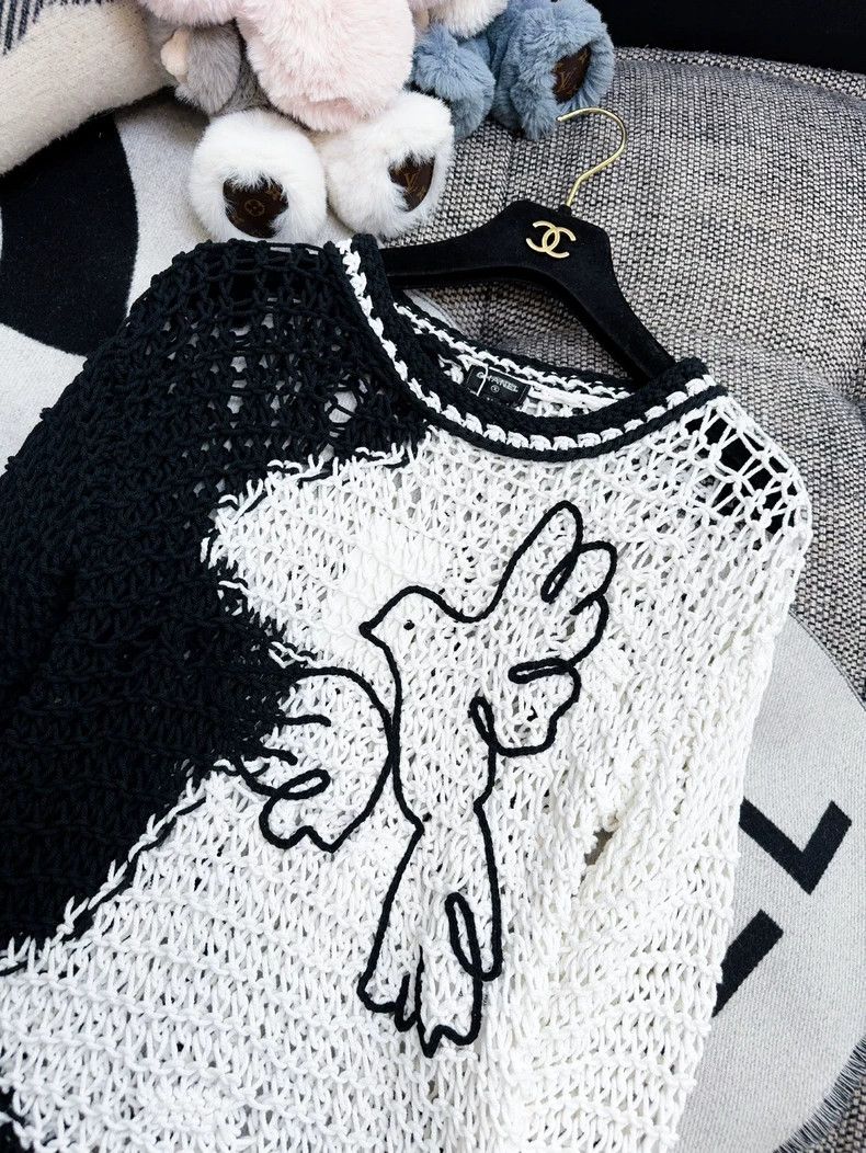 Chanel CHANEL 22C Peace Dove Knit Sweater- dmc Size US M / EU 48-50 / 2 - 6 Thumbnail