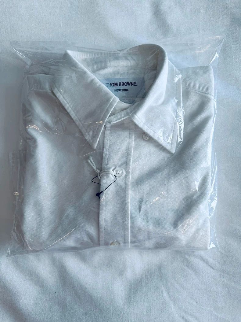 Thom Browne Thom Browne Three-Stripe Button-Up Shirt- dmc Size US XS / EU 42 / 0 - 3 Thumbnail