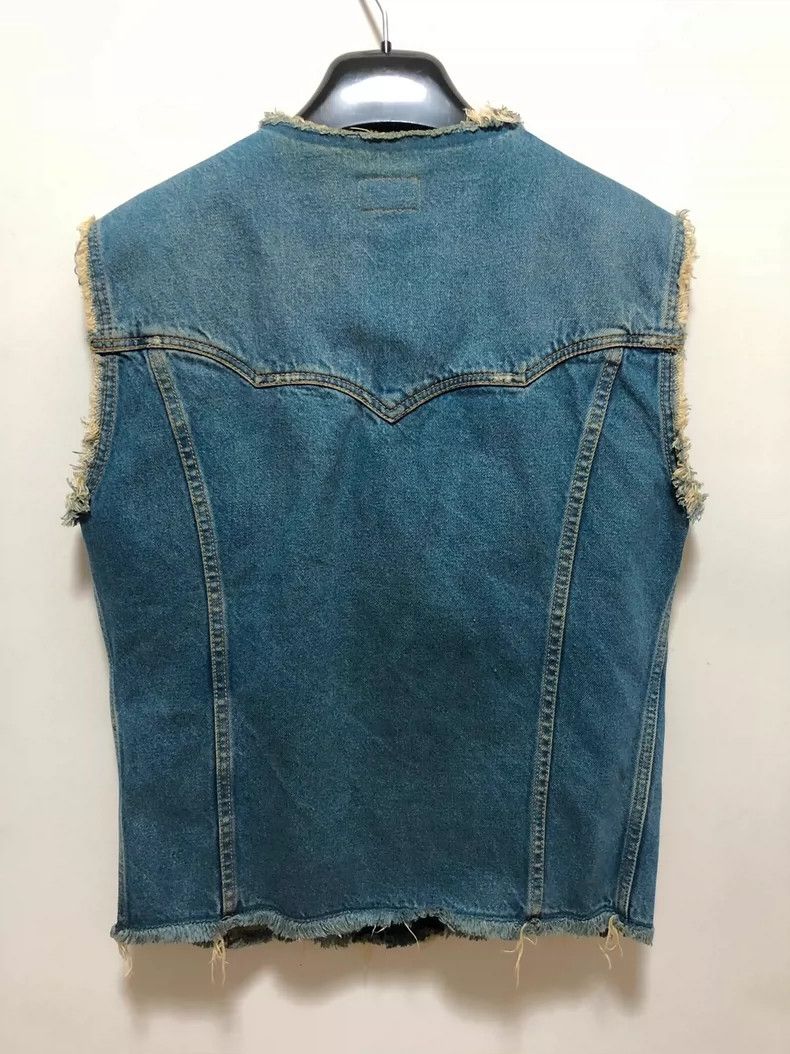 Hedi Slimane Saint Laurent Distressed Denim Vest- dmc Size US S / EU 44-46 / 1 - 2 Thumbnail