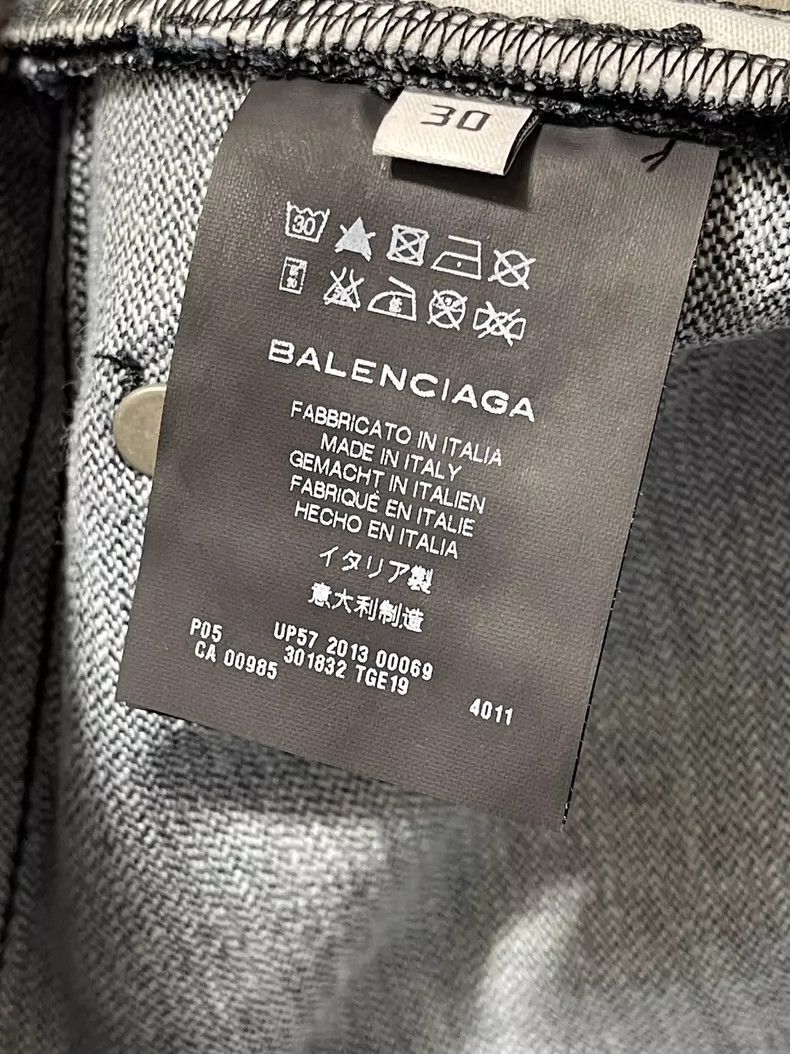 Balenciaga Balenciaga Slim Fit Denim Jeans- dmc Size US 34 / EU 50 - 6 Thumbnail