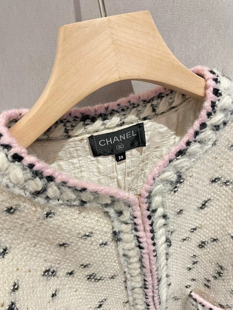 Chanel Chanel Tweed Polka Dot Double Pocket Jacket- dmc Size US M / EU 48-50 / 2 - 6 Thumbnail