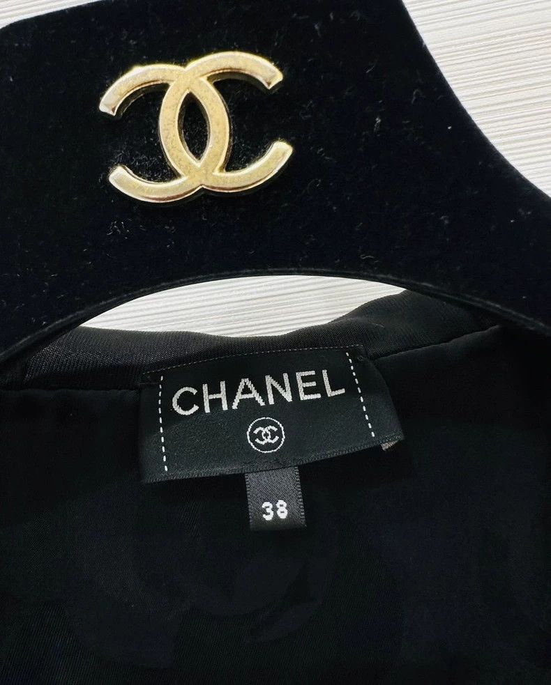 Chanel Chanel 23N Ski Logo Hooded Jacket- dmc Size US M / EU 48-50 / 2 - 7 Thumbnail
