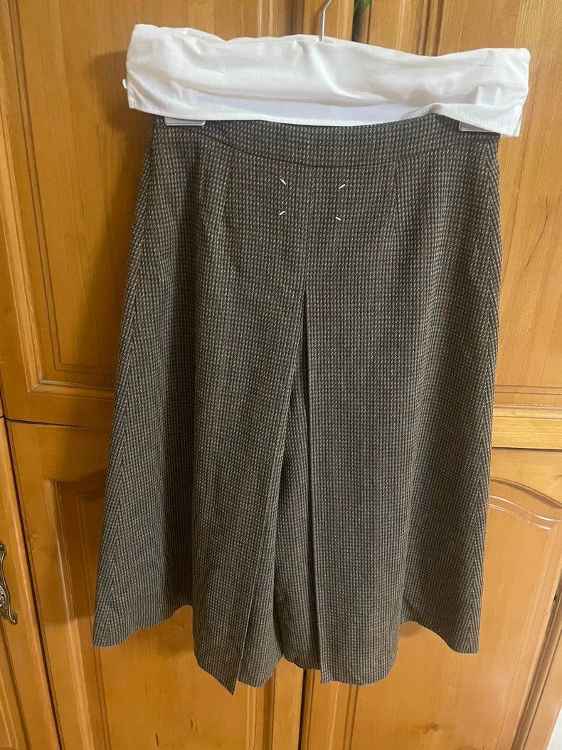 Maison Margiela Maison Margiela Women's Wool Skirt Pants- dmc Size US 38 / EU 54 - 2 Thumbnail