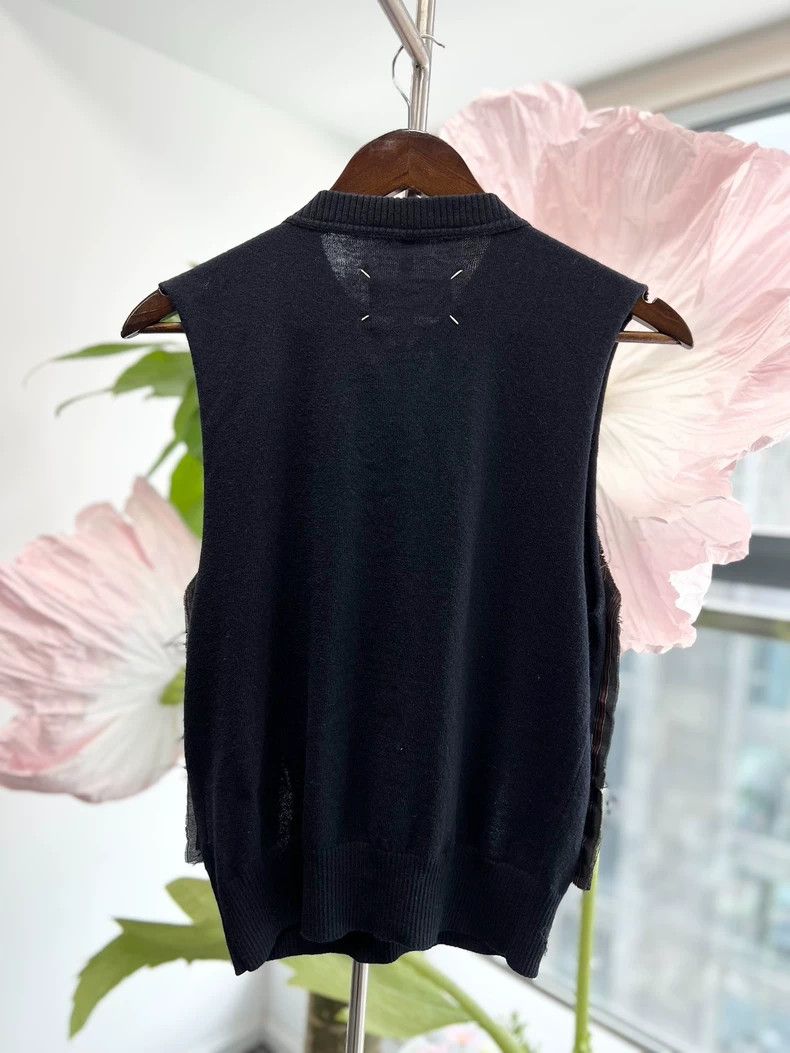 Maison Margiela Maison Margiela x Pendleton V-neck Knit Vest- dmc Size US S / EU 44-46 / 1 - 2 Thumbnail