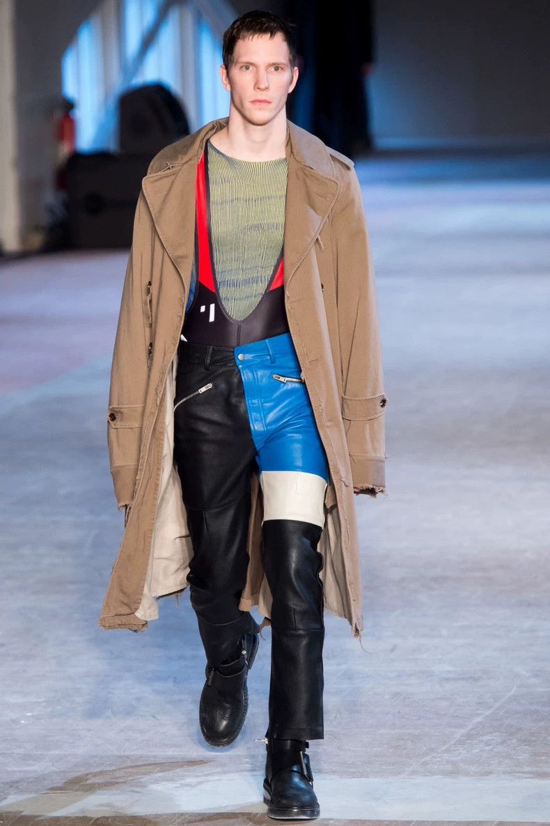 Maison Margiela Maison Margiela AW16 Distressed Trench Coat- dmc Size US M / EU 48-50 / 2 - 8 Thumbnail