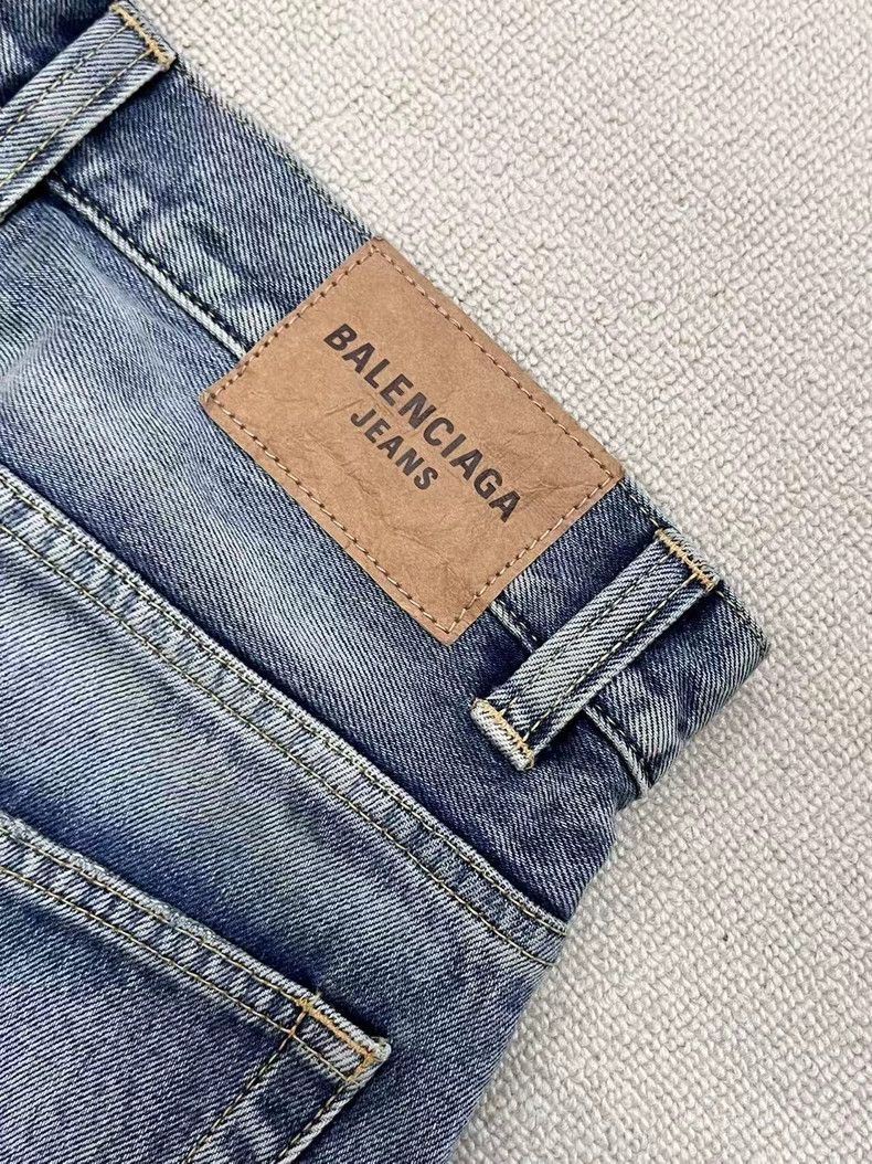 Balenciaga Balenciaga Washed Mid-Rise Flare Jeans - dmc Size US 32 / EU 48 - 3 Thumbnail