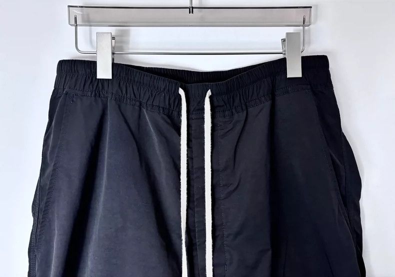 Rick Owens Drkshdw Rick Owens DRKSHDW Black Satin Cargo Pants - dmc Size US 30 / EU 46 - 3 Thumbnail