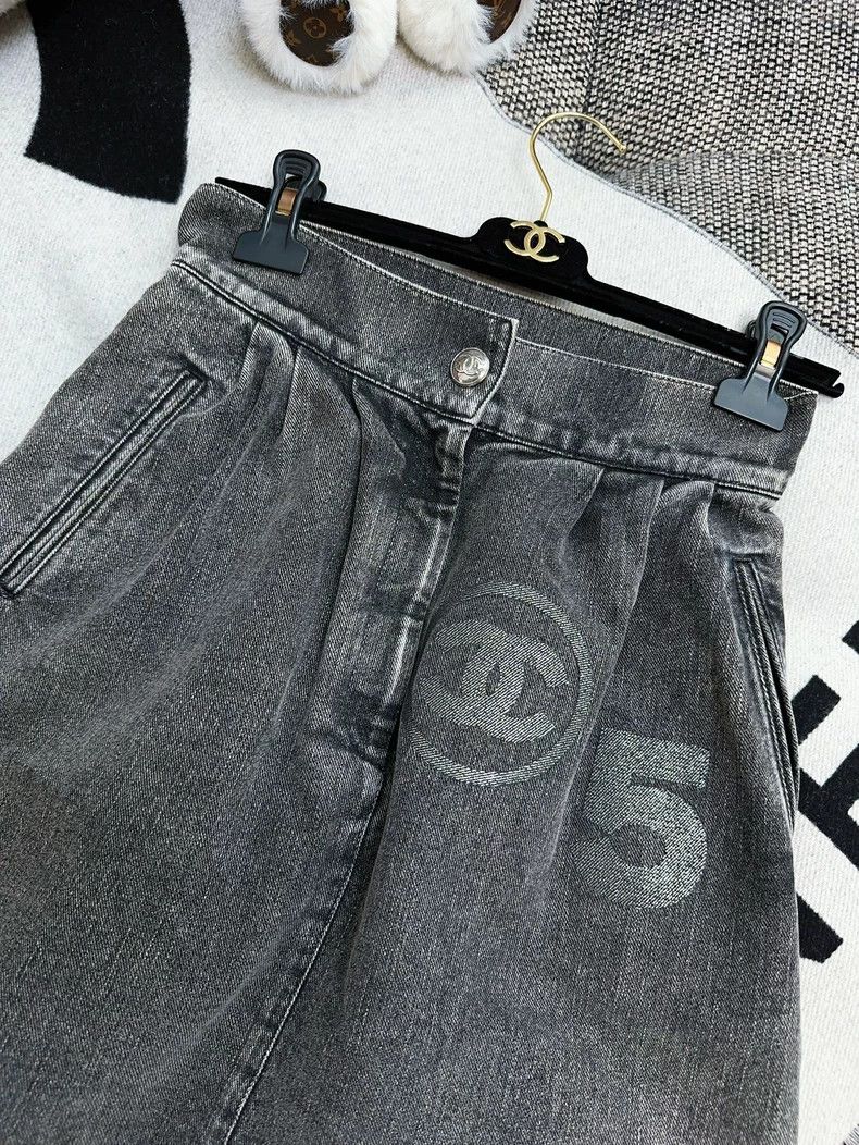 Chanel Chanel 23C Grey Denim Mini Skirt - dmc Size US 30 / EU 46 - 2 Thumbnail